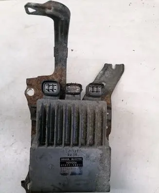 Toyota Auris 150 Fuel injection control unit/module 8987120070 1310001371