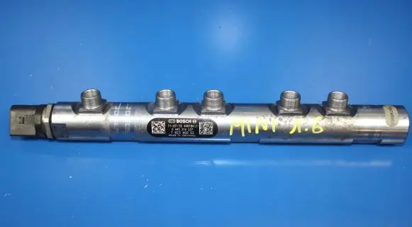 Mini One - Cooper Clubman R55 Fuel main line pipe 7823460