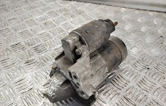 Renault Scenic II - Grand scenic II Starter motor 8200584675B M000T87881