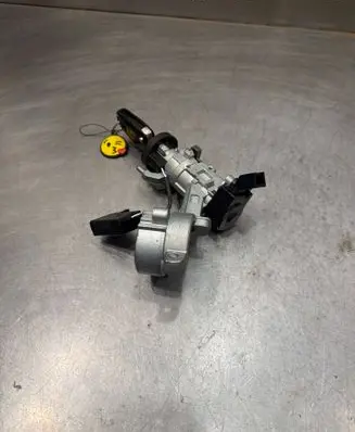 Opel Astra J Ignition lock 20939745 12220510937