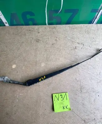Hyundai Matrix Front wiper blade arm H9628
