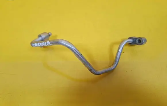 KIA Carnival Air conditioning (A/C) pipe/hose 