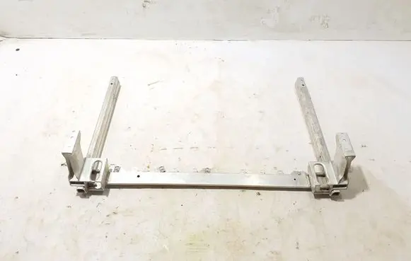Mercedes-Benz GLA H247 Radiator mount bracket A1776204500