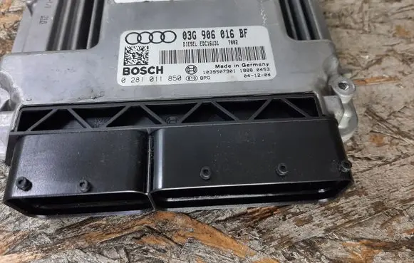 Audi A6 S6 C6 4F Engine control unit/module 03G906016BF 1039S07901