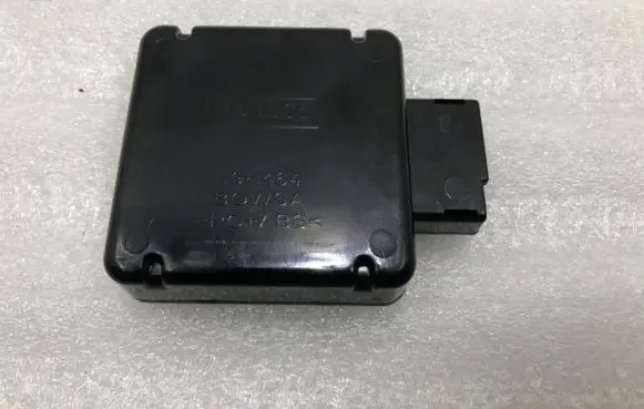 Ford C-MAX II Antenna control unit DE8T-19H463-DC