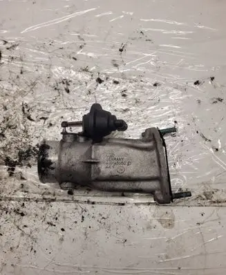Audi A6 S6 C5 4B Throttle valve 4B0145950C