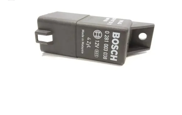 Skoda Superb B6 (3T) Glow plug pre-heat relay 038907281D 0281003038