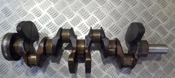 Mercedes-Benz E W124 Crankshaft 