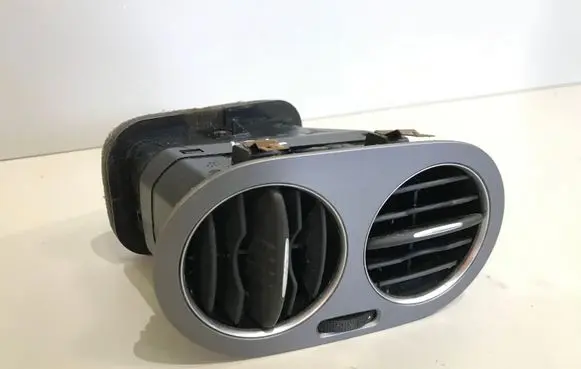Volkswagen Tiguan Dashboard side air vent grill/cover trim 5M0819759