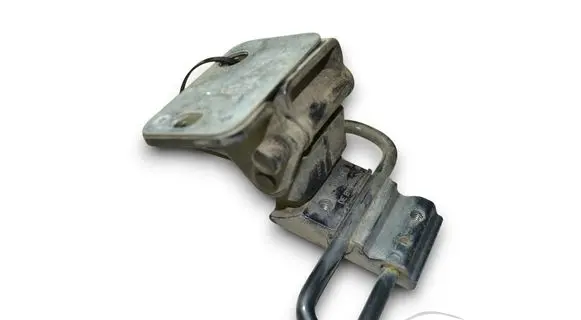 Audi A4 S4 B6 8E 8H Rear door lower hinge 8E0833411