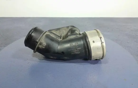 Volvo S90, V90 Air intake hose/pipe 31422061