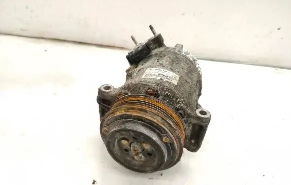 Land Rover Discovery Sport Air conditioning (A/C) compressor (pump) 19D629BF