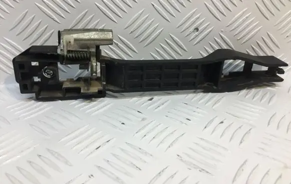 Rear door exterior handle/bracket