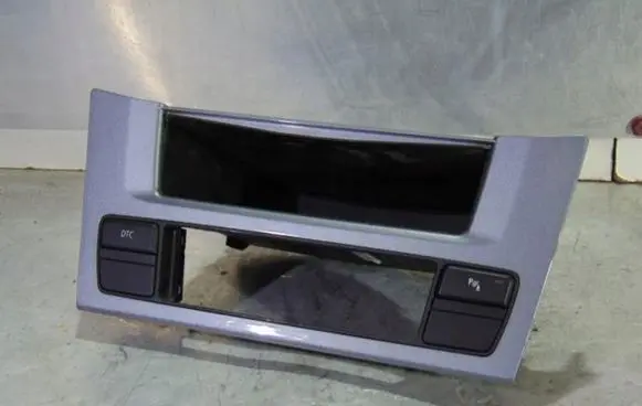 BMW 5 E60 E61 Glove box