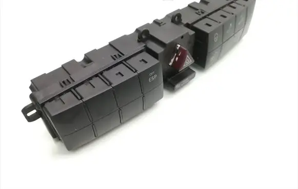 Mercedes-Benz C W203 Hazard light switch 2038214481 3363.1701