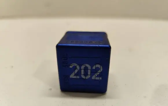 Audi A4 S4 B6 8E 8H Other relay 8A0951253