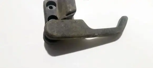 Engine bonnet (hood) release handle