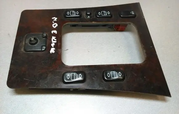 Mercedes-Benz E W210 Electric window control switch 2108208610 03750013 A2106831708