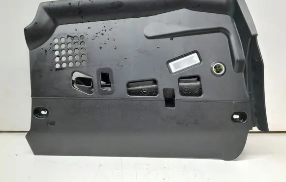 Dashboard lower bottom trim panel