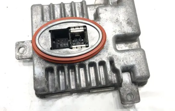 BMW 5 F10 F11 Voltage converter/converter module 7237647