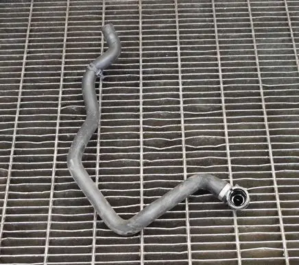 BMW 4 F32 F33 Engine coolant pipe/hose 9208183