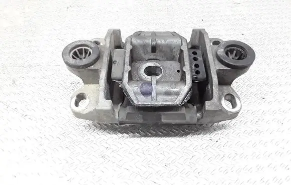 Jaguar X-Type Engine mount bracket