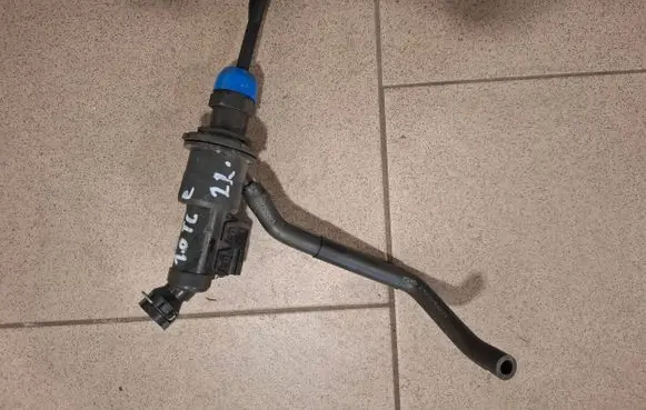 Dacia Sandero III Clutch slave cylinder 306100355R
