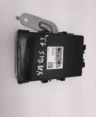 Toyota Yaris Other devices 896900D050