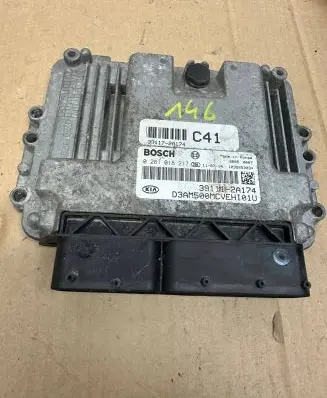 KIA Ceed Engine control unit/module 0281018217 391112A174