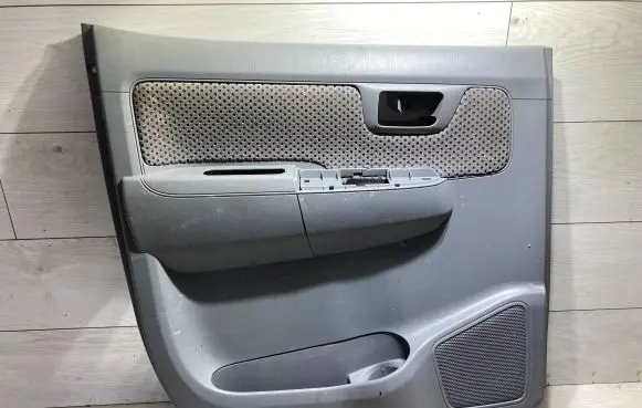 Toyota Hilux (AN10, AN20, AN30) Rear door card panel trim 67614-0k030