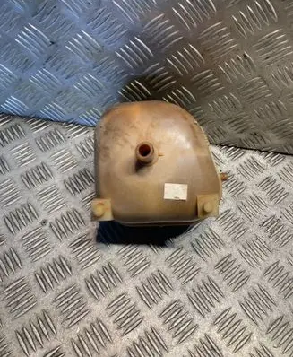 Coolant expansion tank/reservoir
