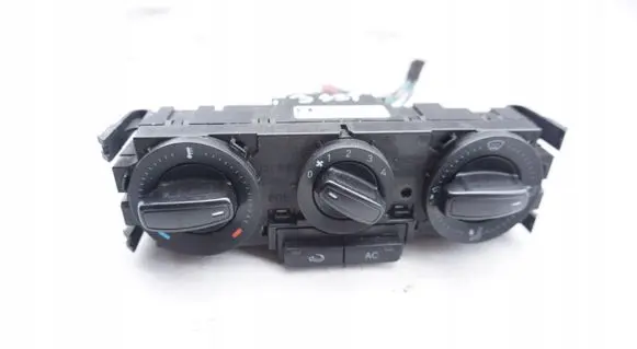 Seat Toledo IV (NH) Climate control unit