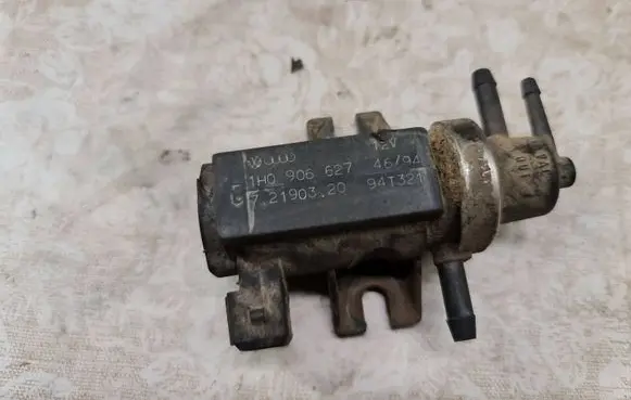 Volkswagen Golf IV Turbo solenoid valve 1H0906627 72190320 94T321