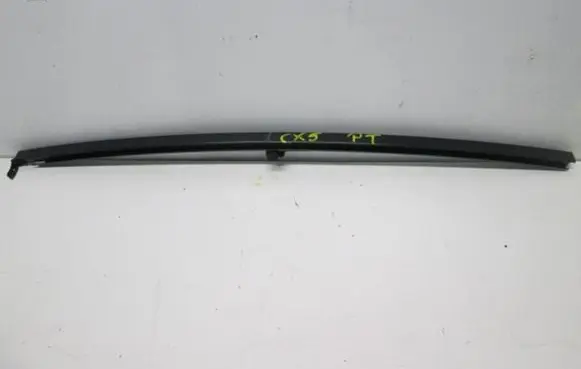 Mazda CX-5 Door glass rail 