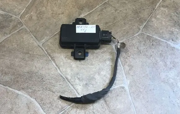Mercedes-Benz C W205 Tire pressure control unit A0009006907