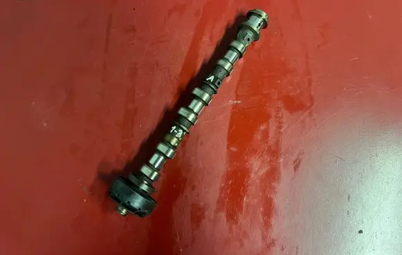 Chrysler Town u0026 Country V Camshaft 1-3CYL OUT 05184144AC