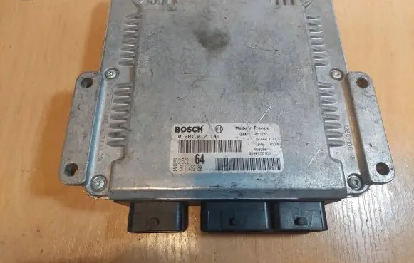 Peugeot 807 Engine control unit/module ECU 0281012141 9661145280 9640938180