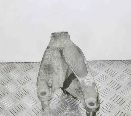 Audi A4 S4 B8 8K Engine mounting bracket 8K0199307AL