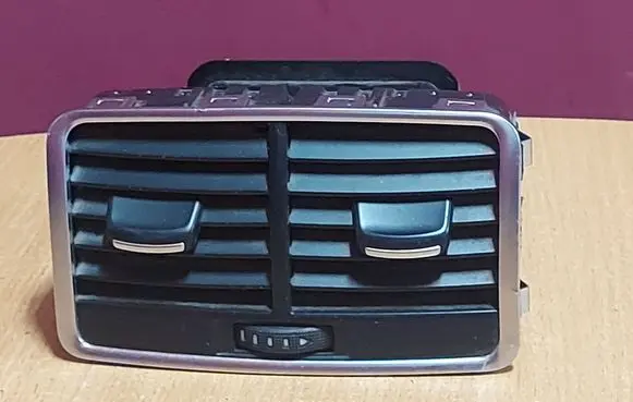 Audi A6 S6 C6 4F Rear air vent grill 4F0819203C