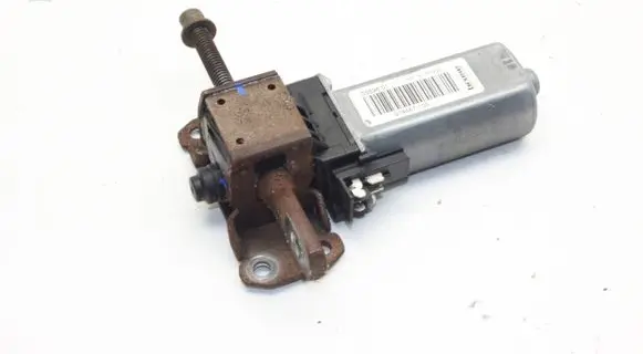 Skoda Superb B8 (3V) Seat adjustment motor 974467103