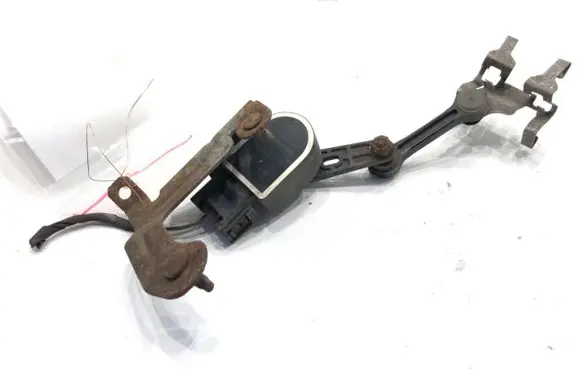 Mercedes-Benz C W205 Headlight/headlamp level sensor A0009053704