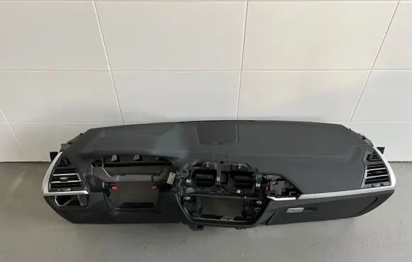 BMW X4 G02 Dashboard deskalcix3x4