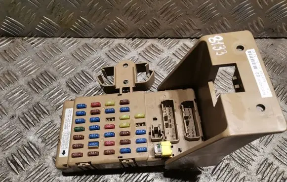 Subaru Legacy Fuse box set 82201AG041