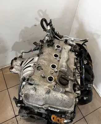 Toyota Avensis T270 Engine 2ZRFAE A2ZRT12U
