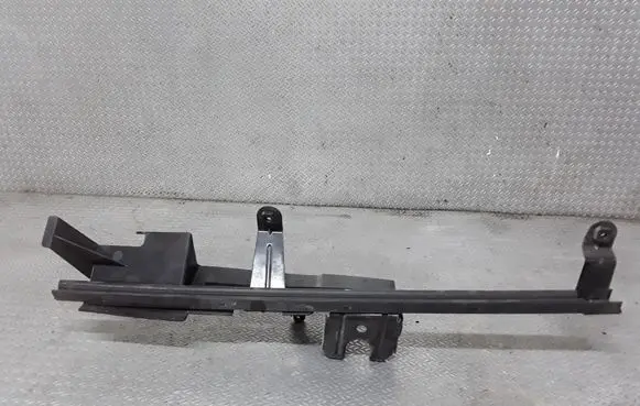 Renault Master II Front door windshield rail 353418D