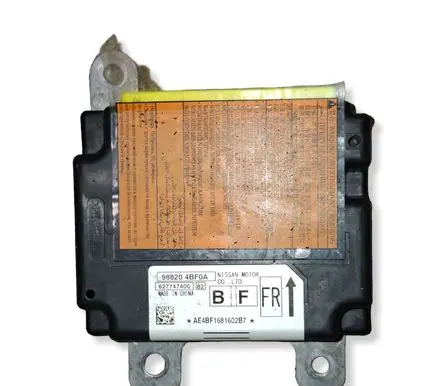 Nissan X-Trail T32 Airbag control unit/module 988204BF0A 627747400 AE4BF1681602B7
