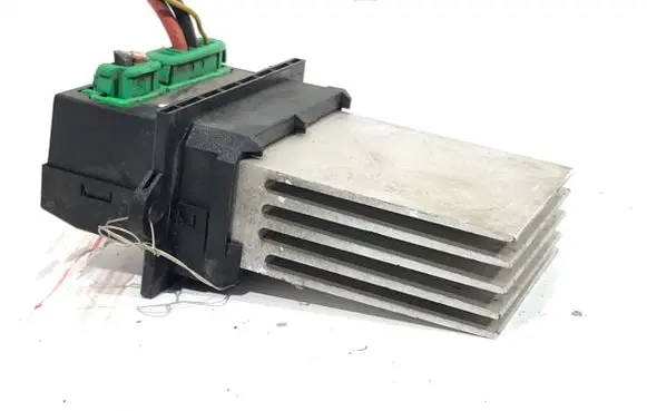Heater blower motor/fan resistor