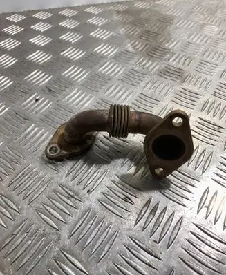 Volkswagen PASSAT B6 EGR valve line/pipe/hose 03G131521T