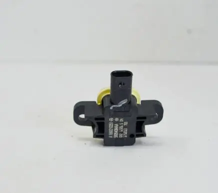 Mercedes-Benz GLE (W166 - C292) Airbag deployment crash/impact sensor A1668210351