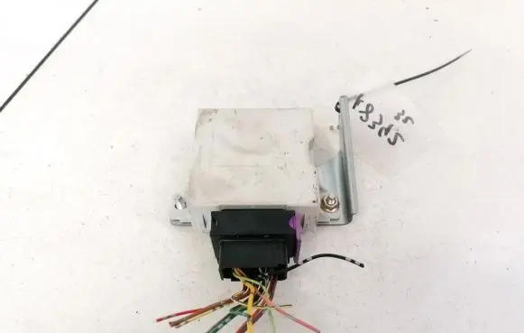 Toyota Corolla Verso AR10 Window wiper relay 859400F010A 85940-0F010-A